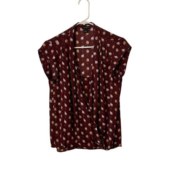 Halogen Floral Blouse Size S Maroon with Yellow Flowers Loose Fit Lightweight - Picture 1 of 10